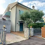 App4rent - Equilio - Pet Friendly - Giardino Esclusivo Appartamento *